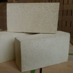 What is the Difference between Insulating Fire Brick and Refractory Bricks?