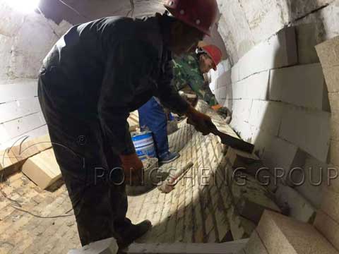 Layered Masonry of Refractory Lining